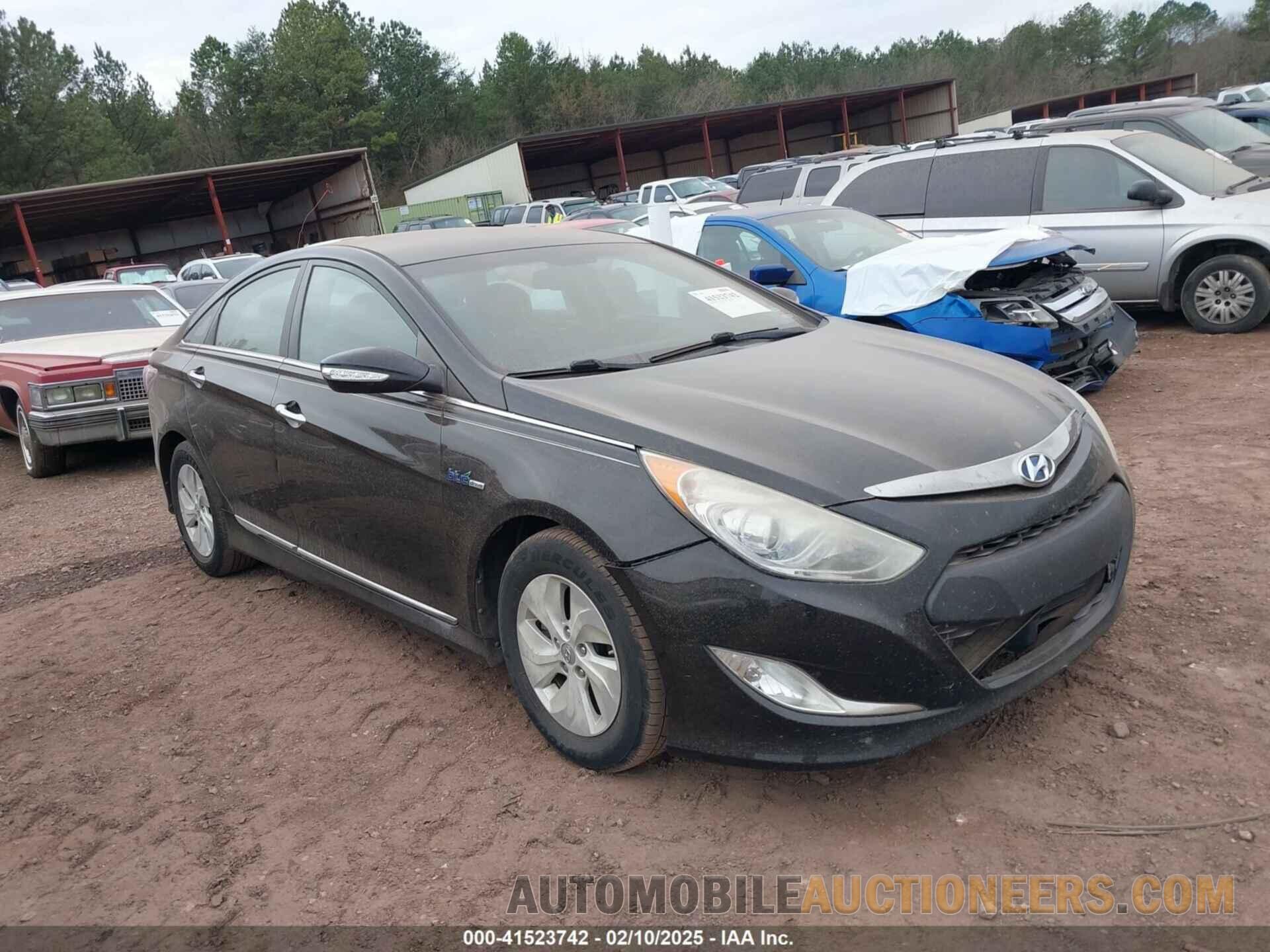 KMHEC4A46FA137111 HYUNDAI SONATA HYBRID 2015