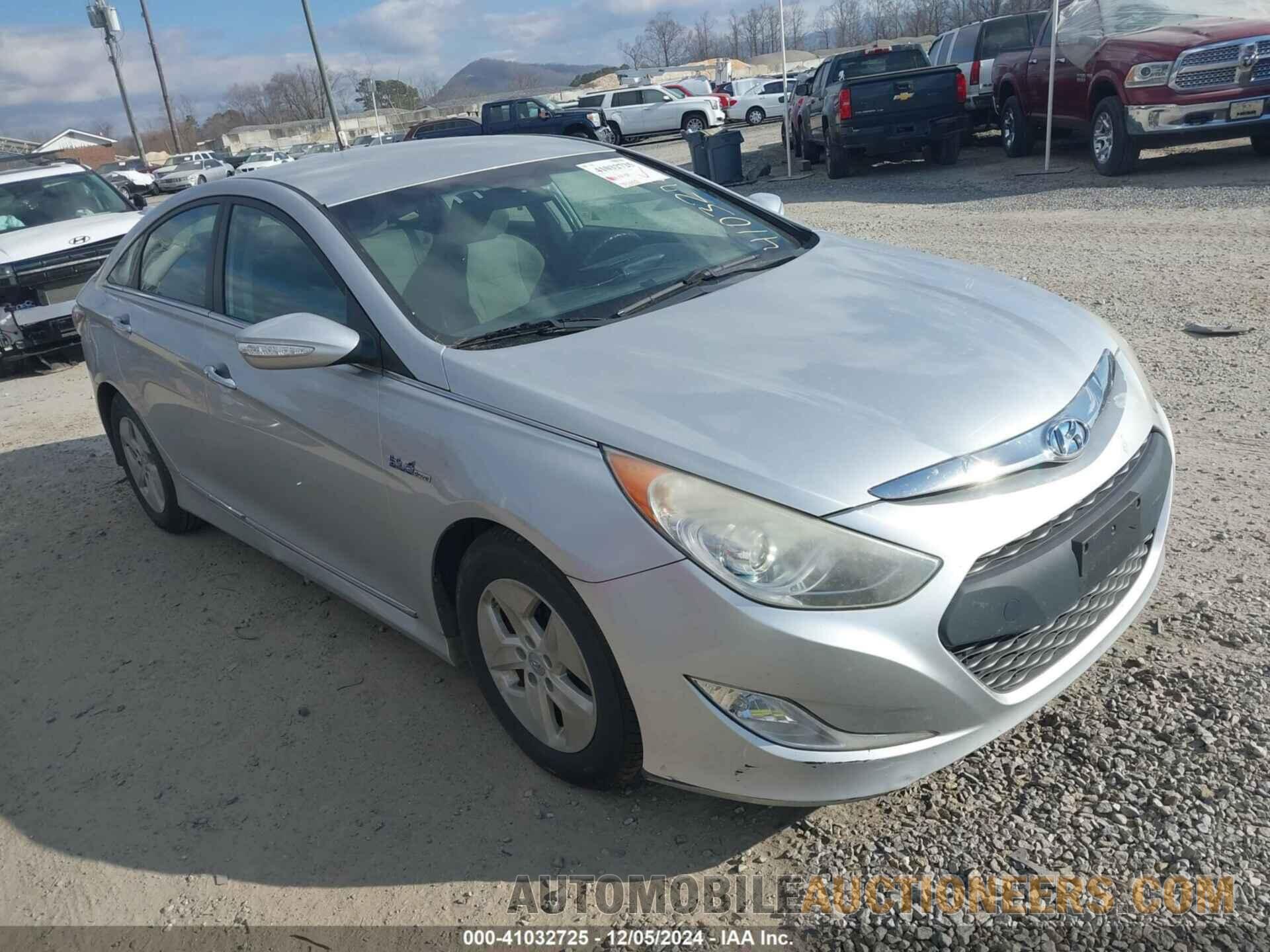 KMHEC4A47BA004271 HYUNDAI SONATA HYBRID 2011