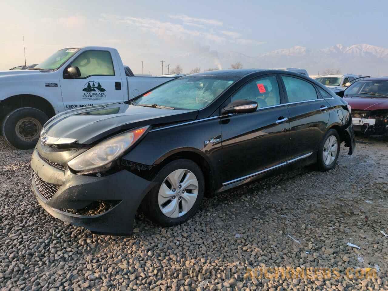 KMHEC4A47DA096646 HYUNDAI SONATA 2013