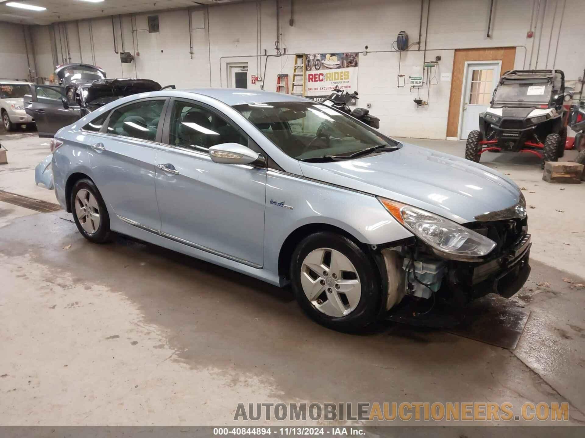 KMHEC4A48CA033568 HYUNDAI SONATA HYBRID 2012