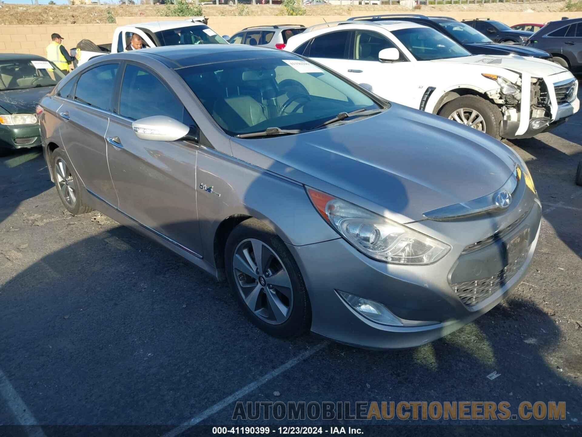 KMHEC4A48CA037457 HYUNDAI SONATA 2012