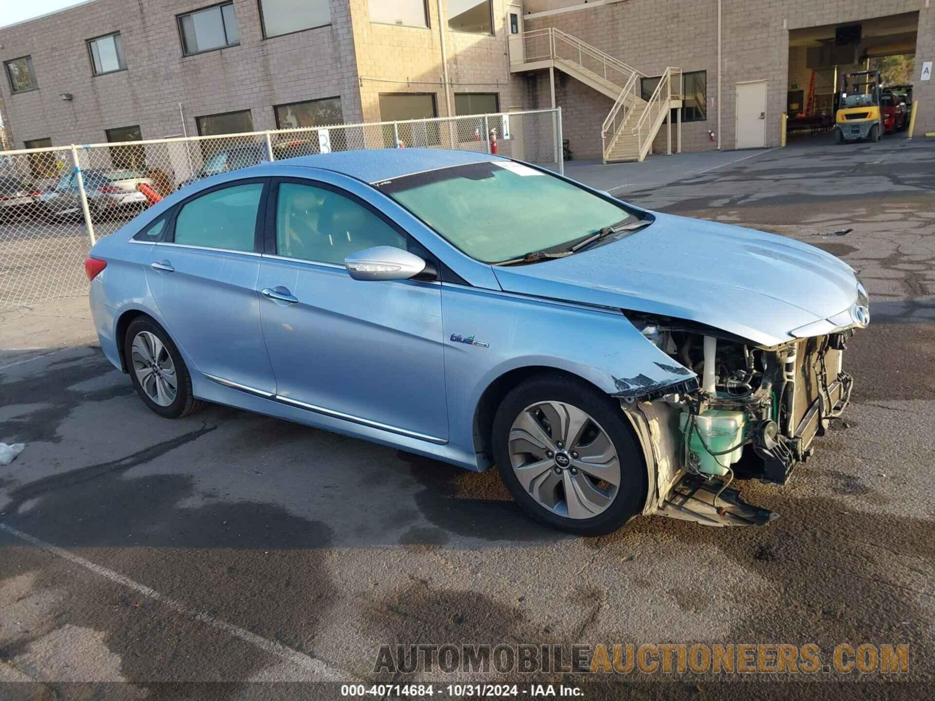 KMHEC4A48DA087423 HYUNDAI SONATA 2013