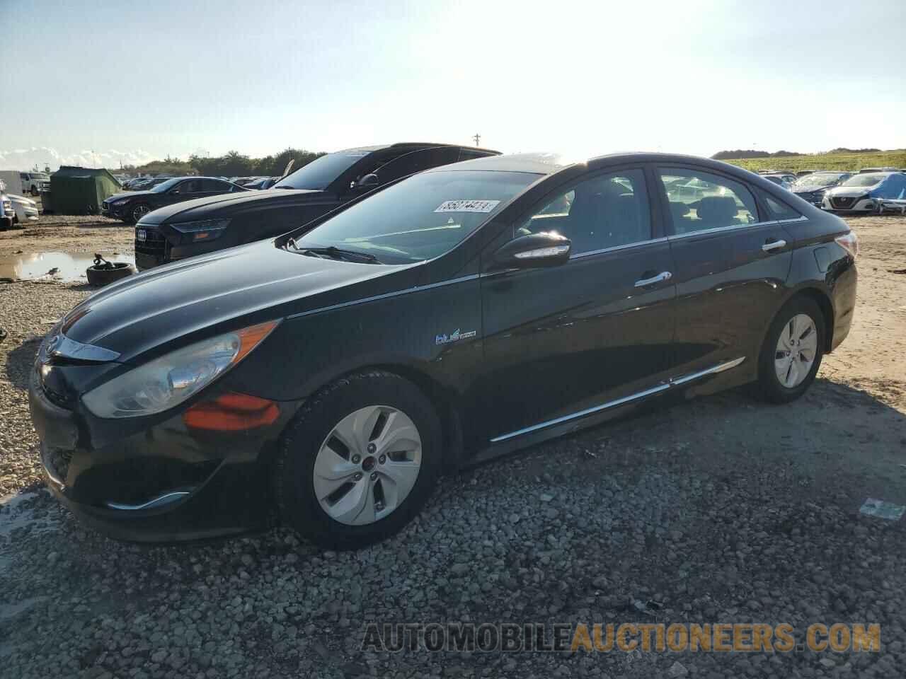 KMHEC4A48DA095893 HYUNDAI SONATA 2013