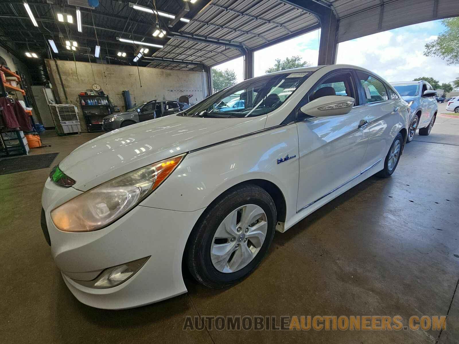 KMHEC4A48FA131715 Hyundai Sonata 2015