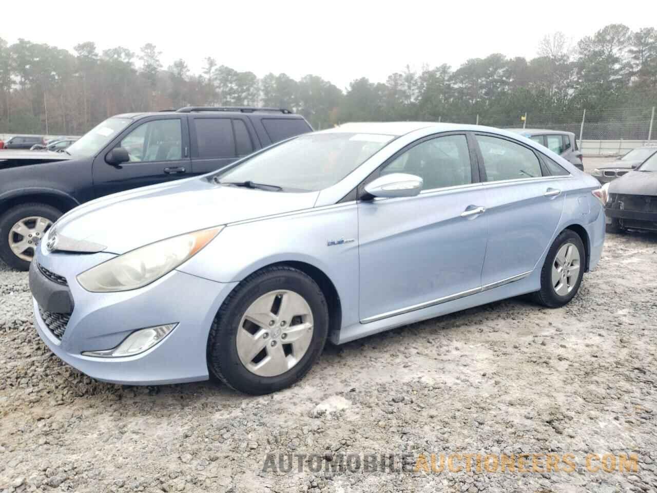 KMHEC4A49BA005289 HYUNDAI SONATA 2011