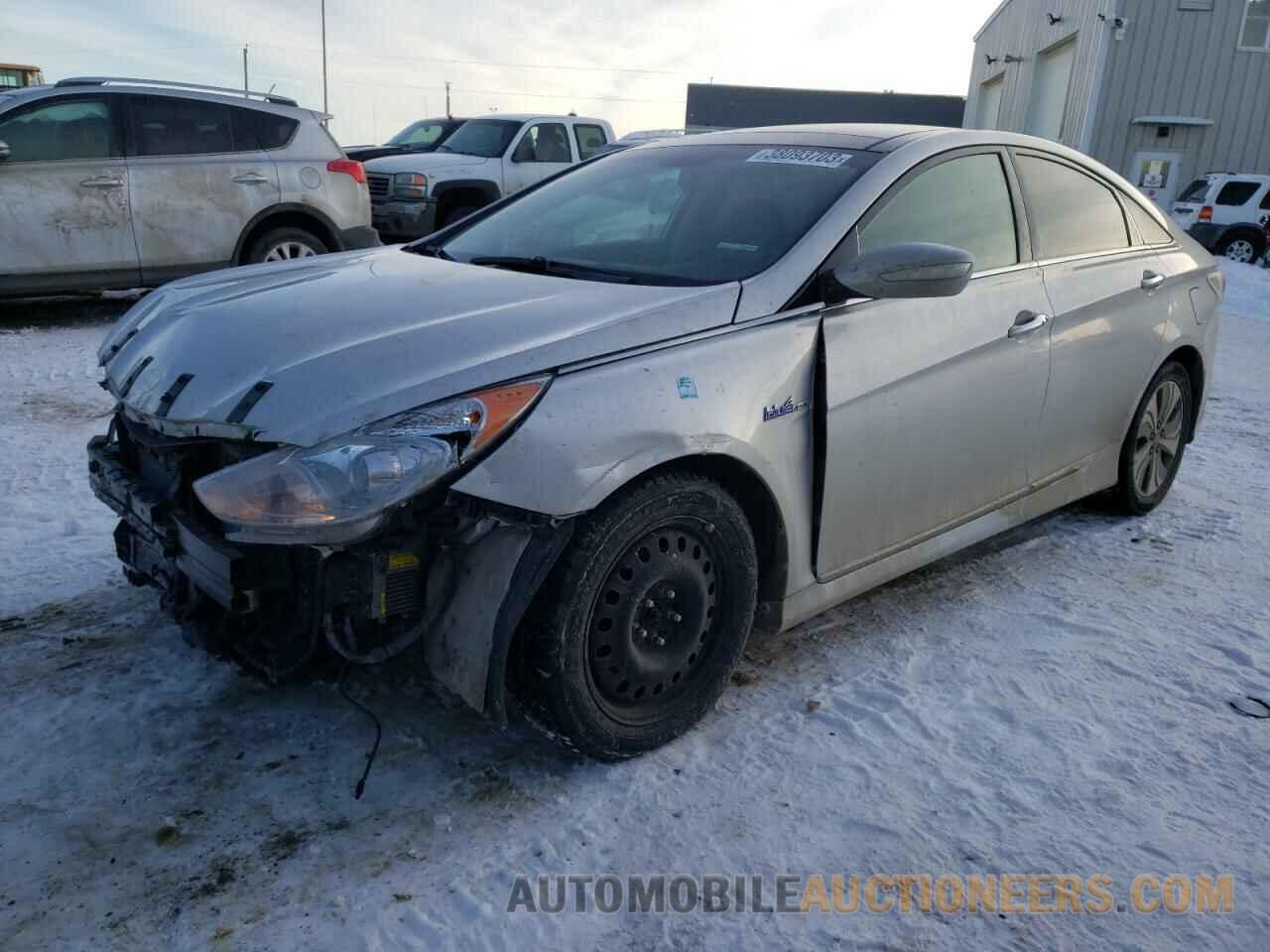 KMHEC4A49FA127866 HYUNDAI SONATA 2015