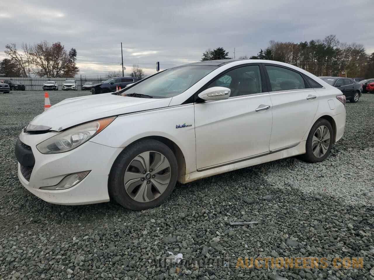 KMHEC4A49FA132663 HYUNDAI SONATA 2015