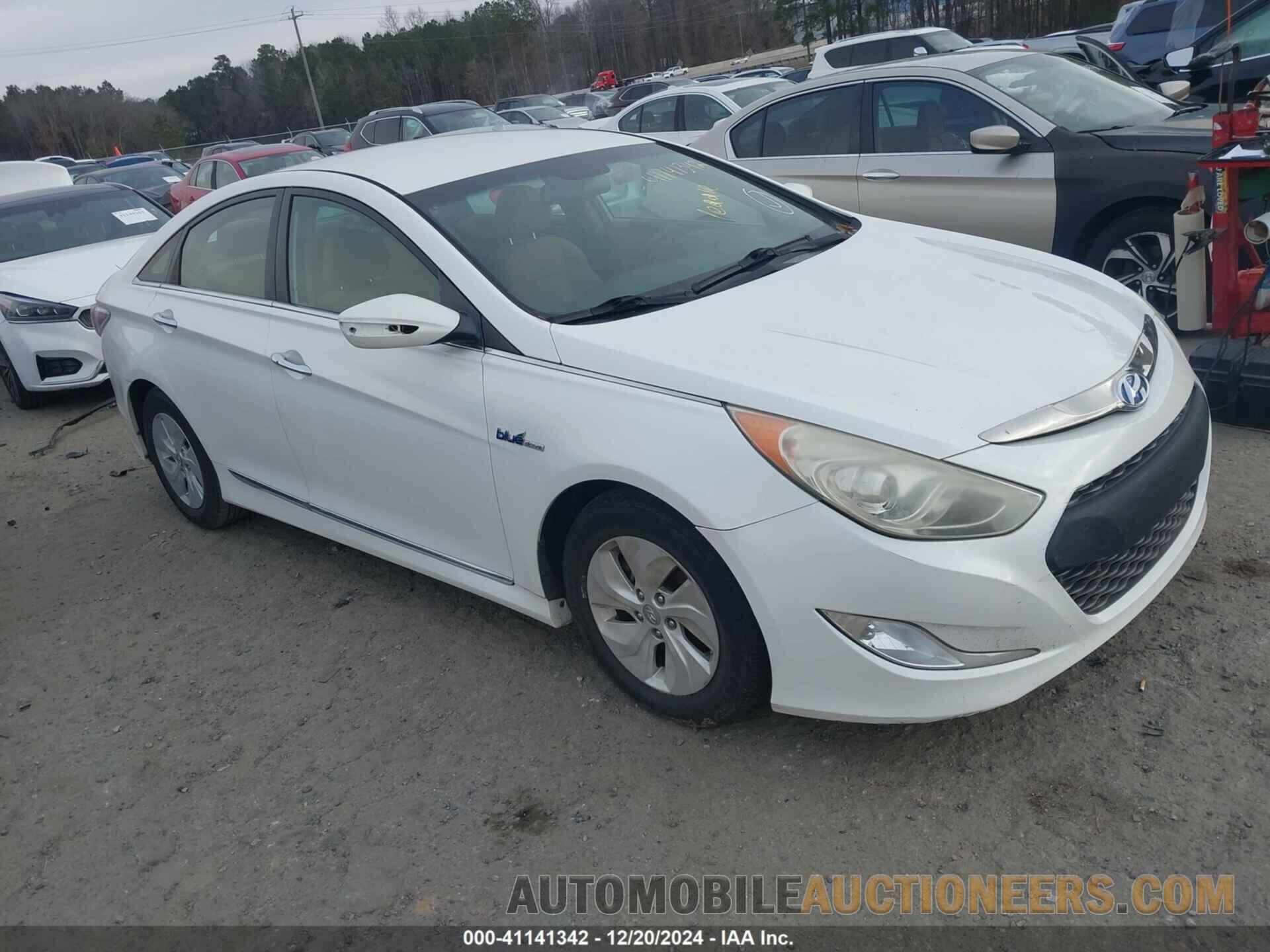 KMHEC4A4XDA073569 HYUNDAI SONATA HYBRID 2013