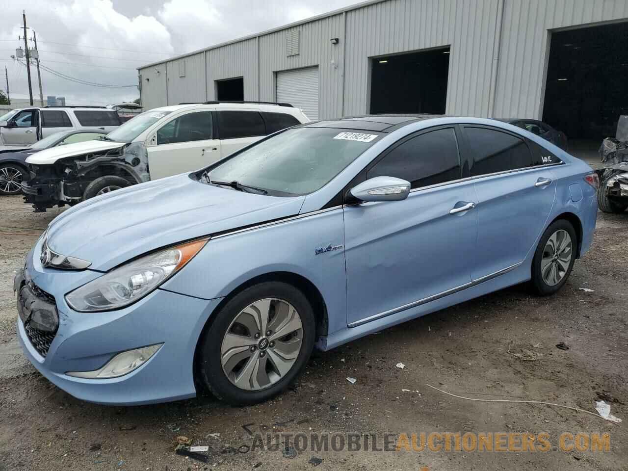 KMHEC4A4XFA123096 HYUNDAI SONATA 2015