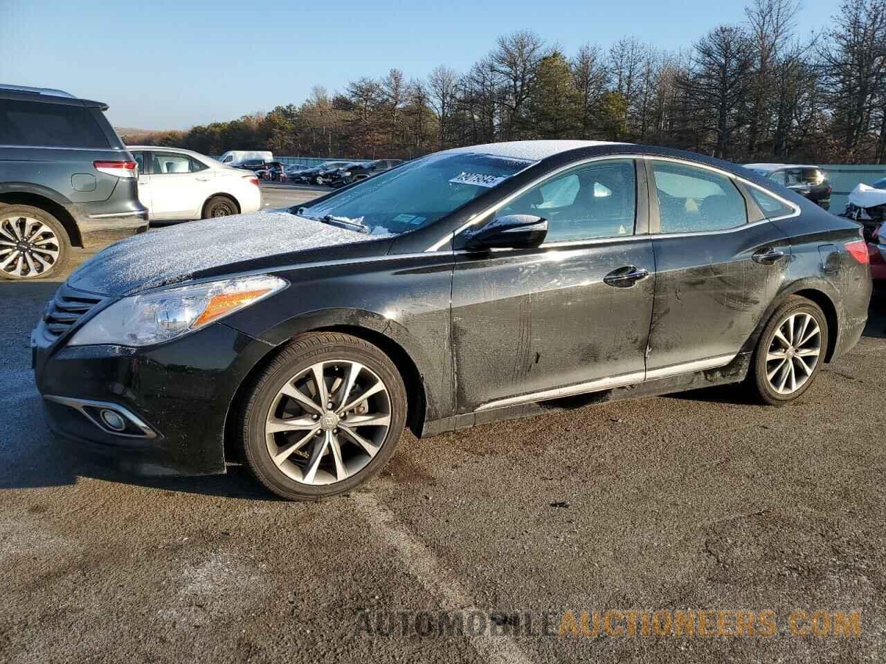 KMHFG4JG4HA580945 HYUNDAI AZERA 2017