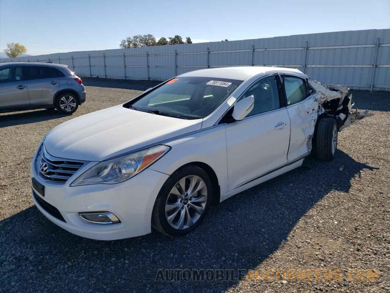 KMHFG4JG5DA200828 HYUNDAI AZERA 2013