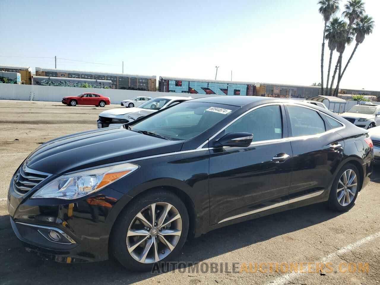 KMHFG4JG9HA589110 HYUNDAI AZERA 2017