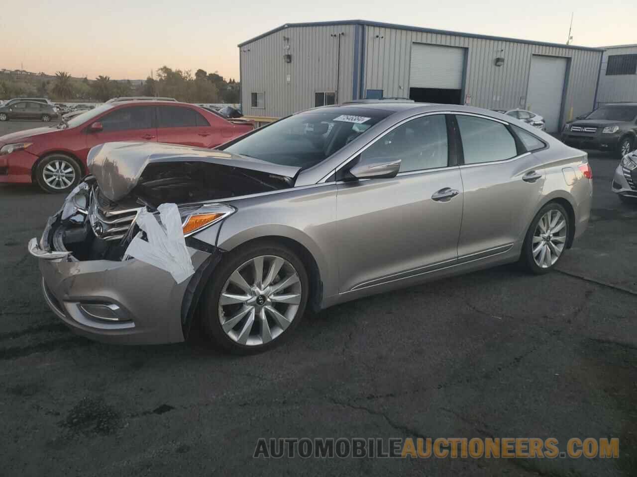 KMHFH4JG7DA203159 HYUNDAI AZERA 2013