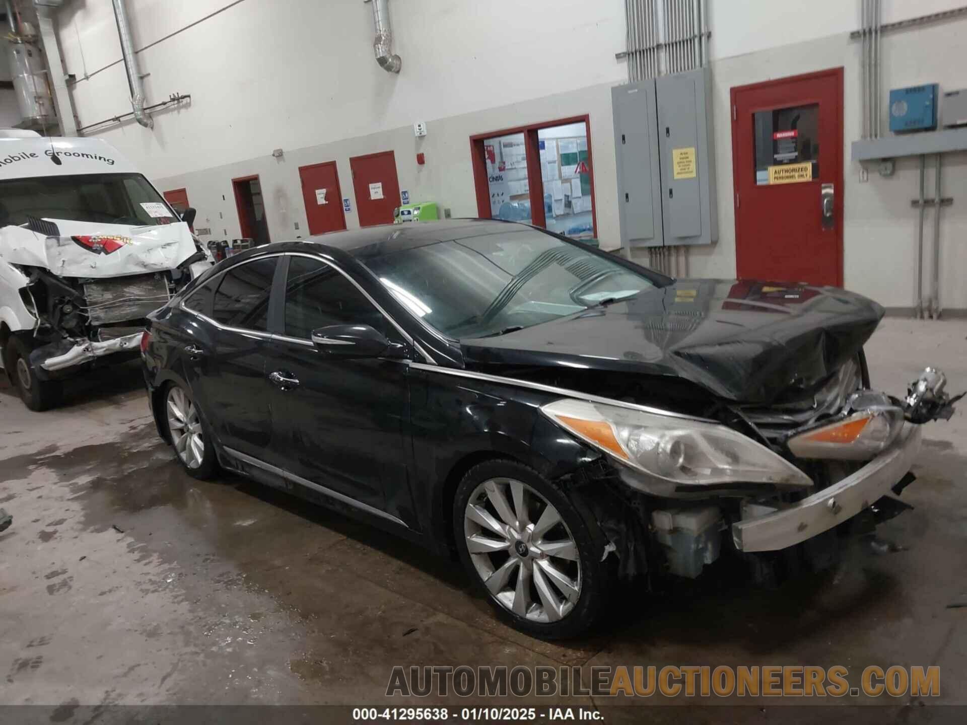 KMHFH4JG8DA308938 HYUNDAI AZERA 2013