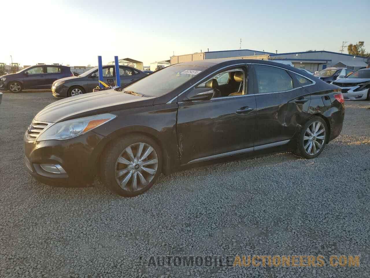 KMHFH4JGXDA329788 HYUNDAI AZERA 2013