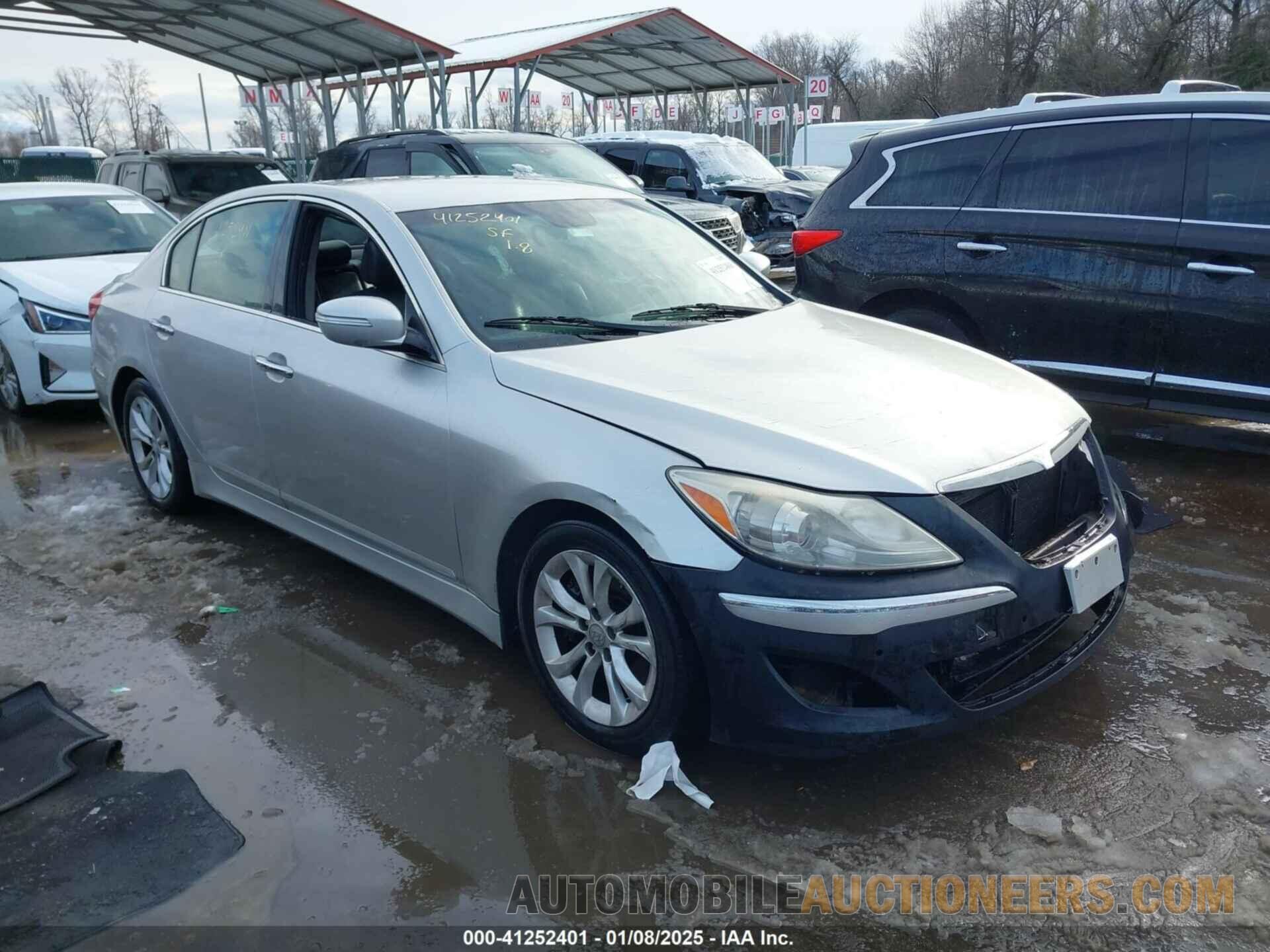 KMHGC4DD1DU245149 HYUNDAI GENESIS 2013