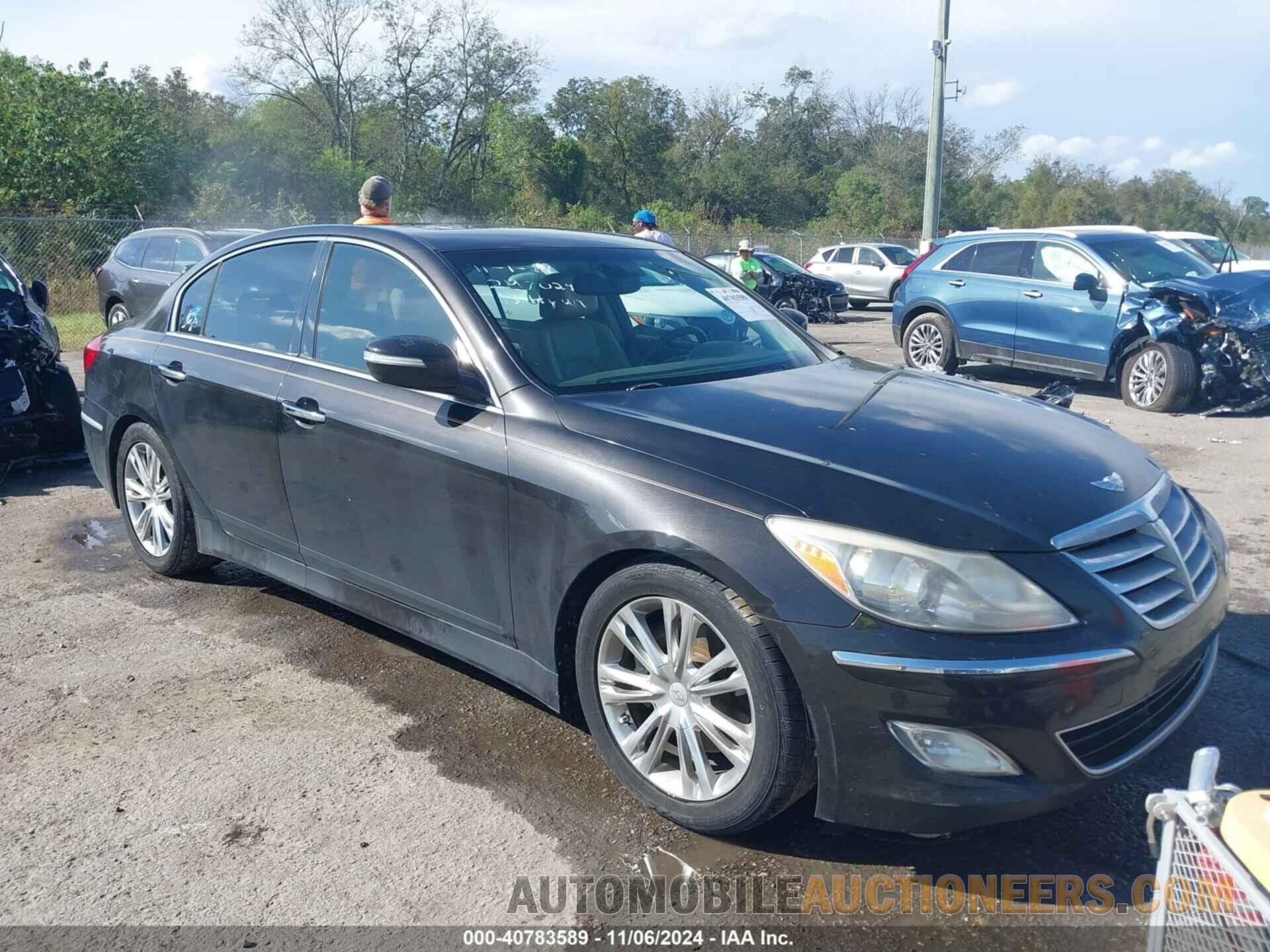 KMHGC4DD1DU247029 HYUNDAI GENESIS 2013