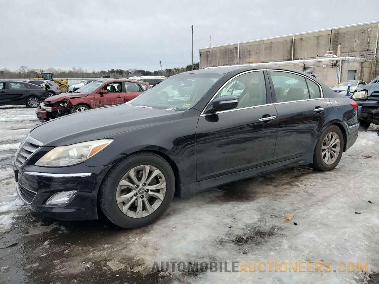 KMHGC4DD4DU227812 HYUNDAI GENESIS 2013