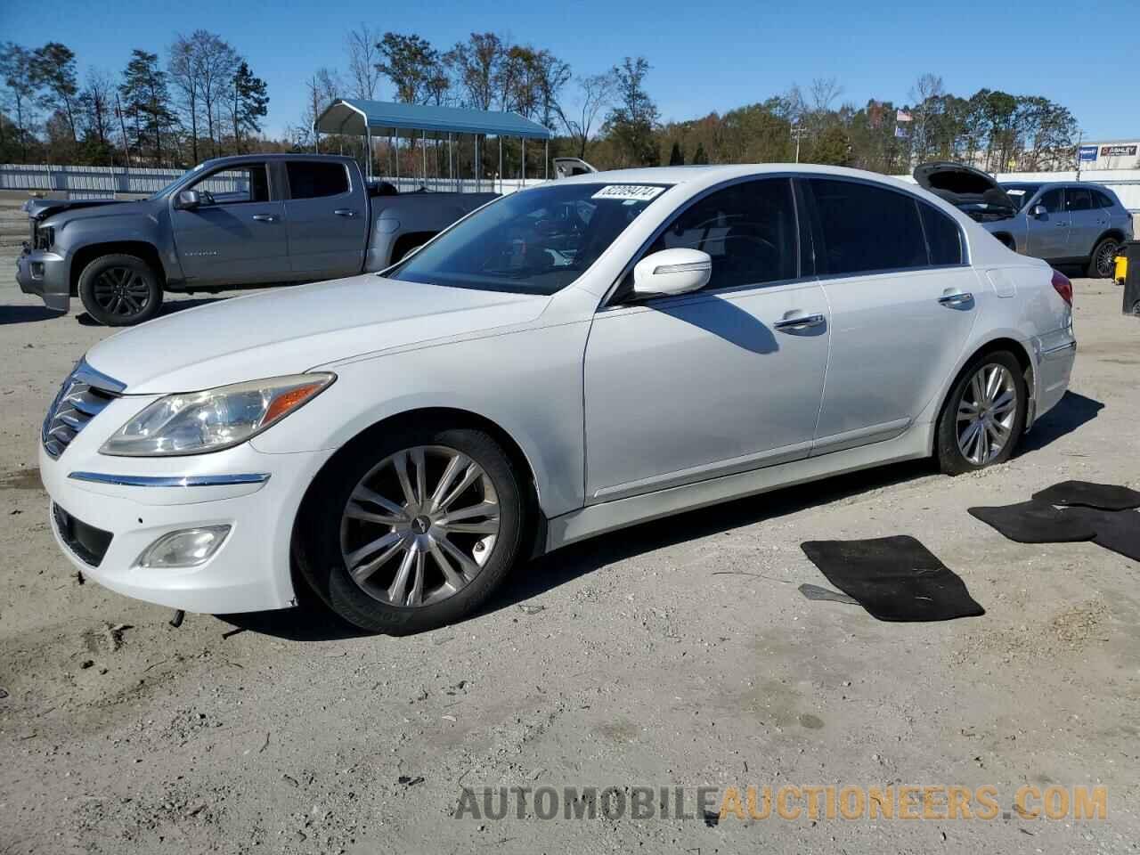 KMHGC4DD7DU232387 HYUNDAI GENESIS 2013