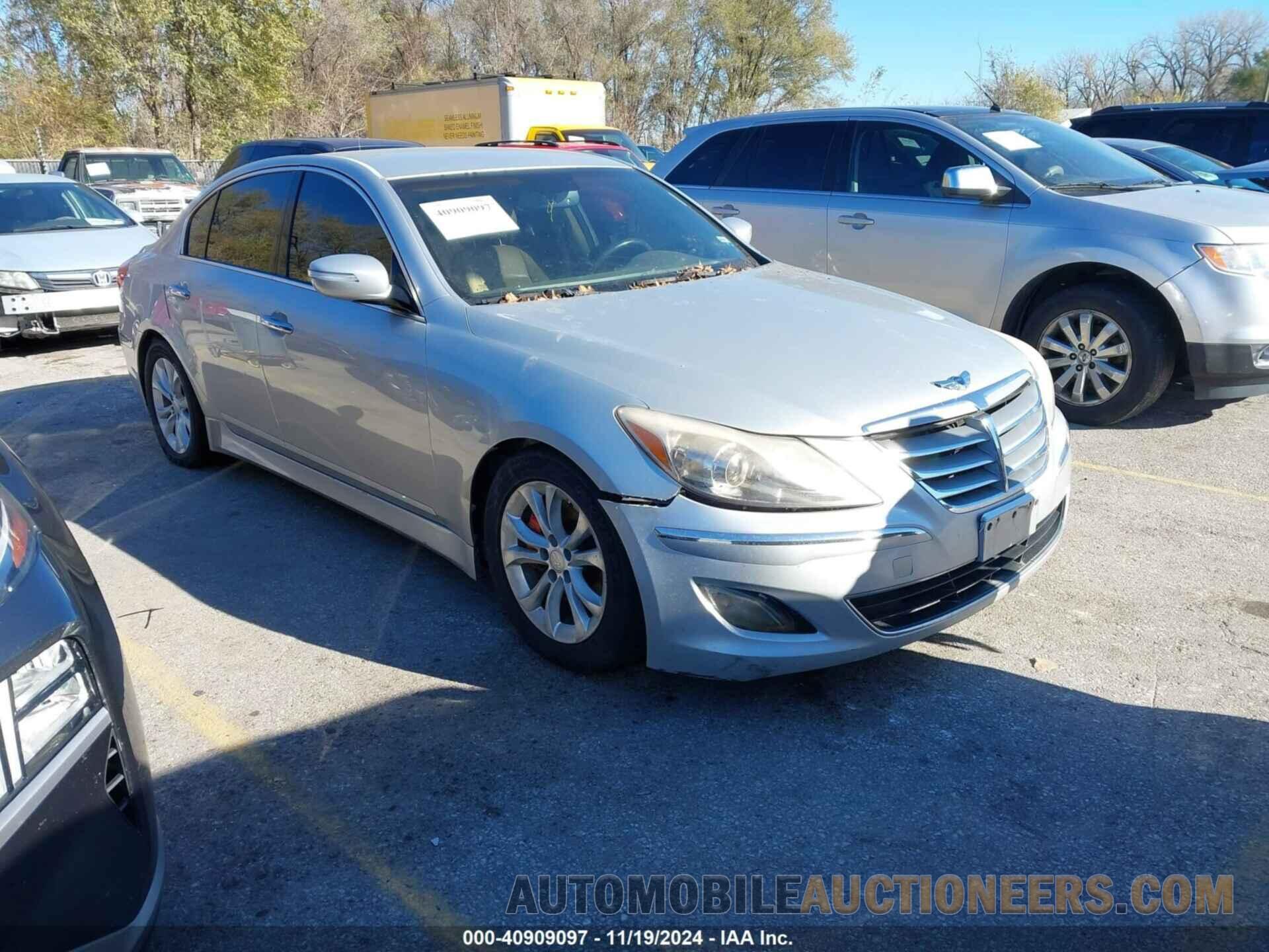 KMHGC4DD9CU176418 HYUNDAI GENESIS 2012