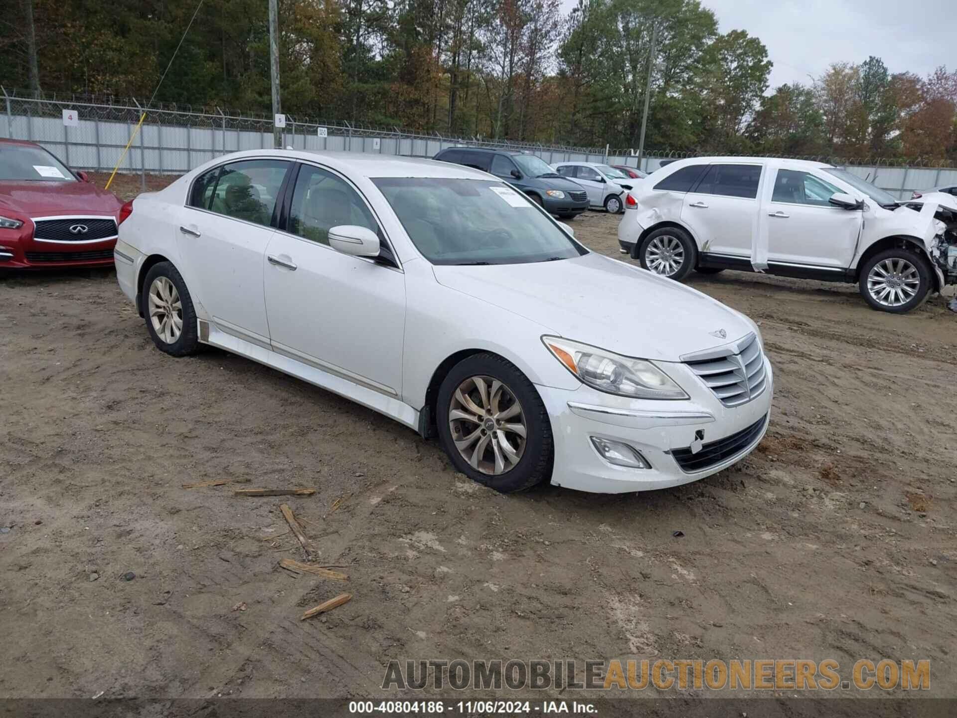 KMHGC4DDXDU246042 HYUNDAI GENESIS 2013