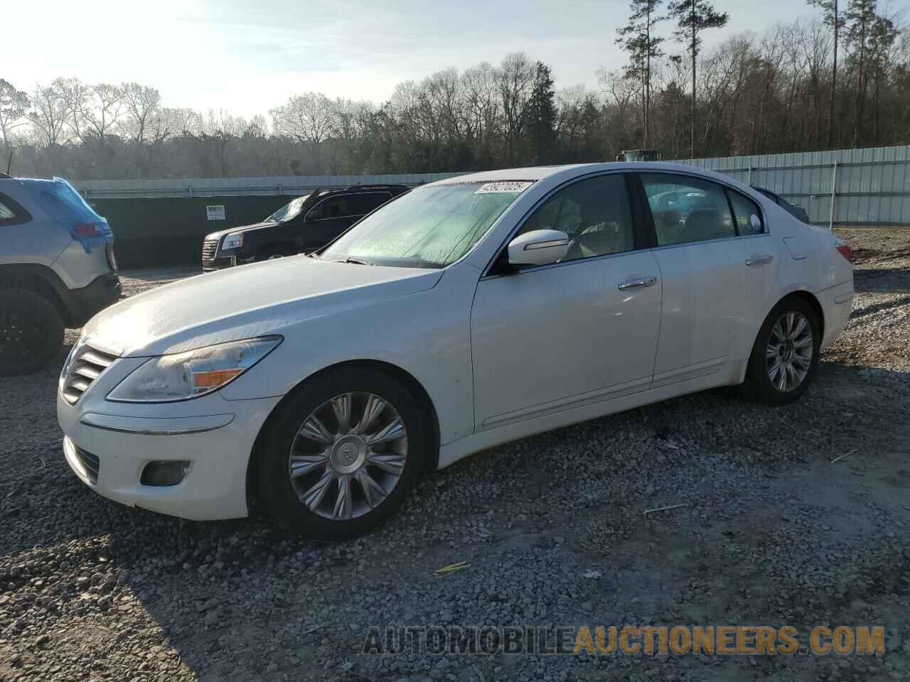 KMHGC4DE1BU132016 HYUNDAI GENESIS 2011