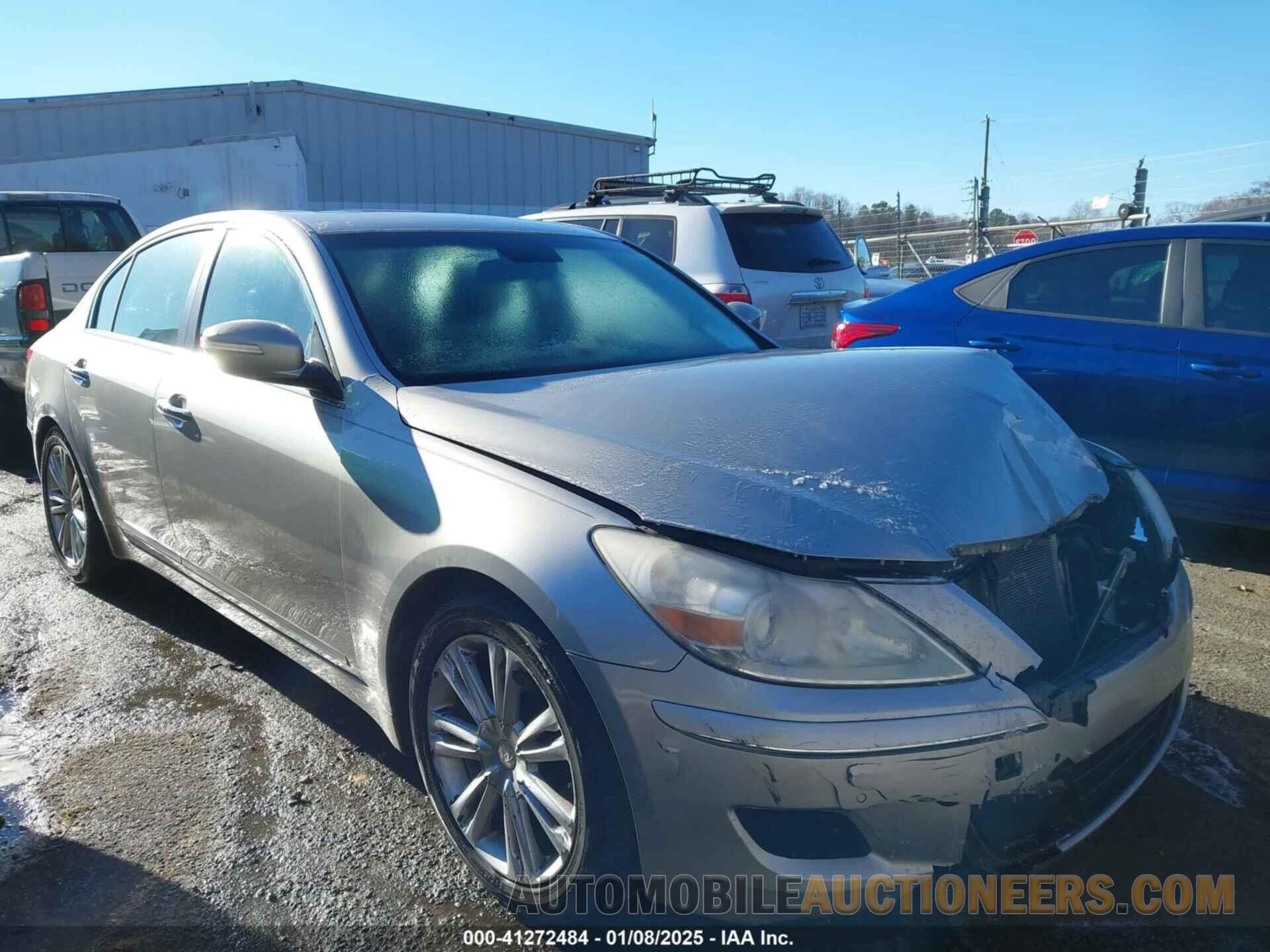 KMHGC4DE2BU123177 HYUNDAI GENESIS 2011