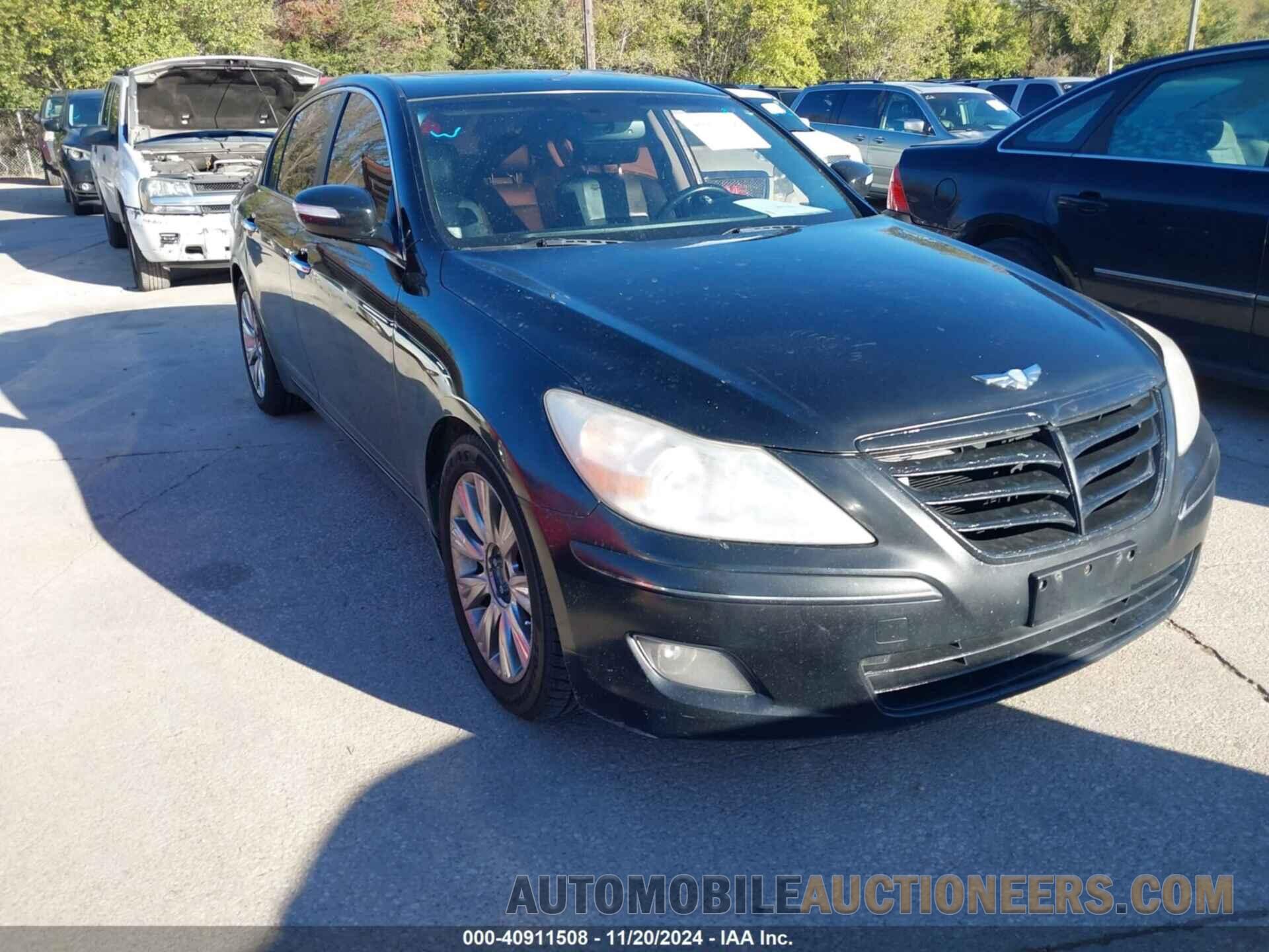 KMHGC4DE6BU136238 HYUNDAI GENESIS 2011