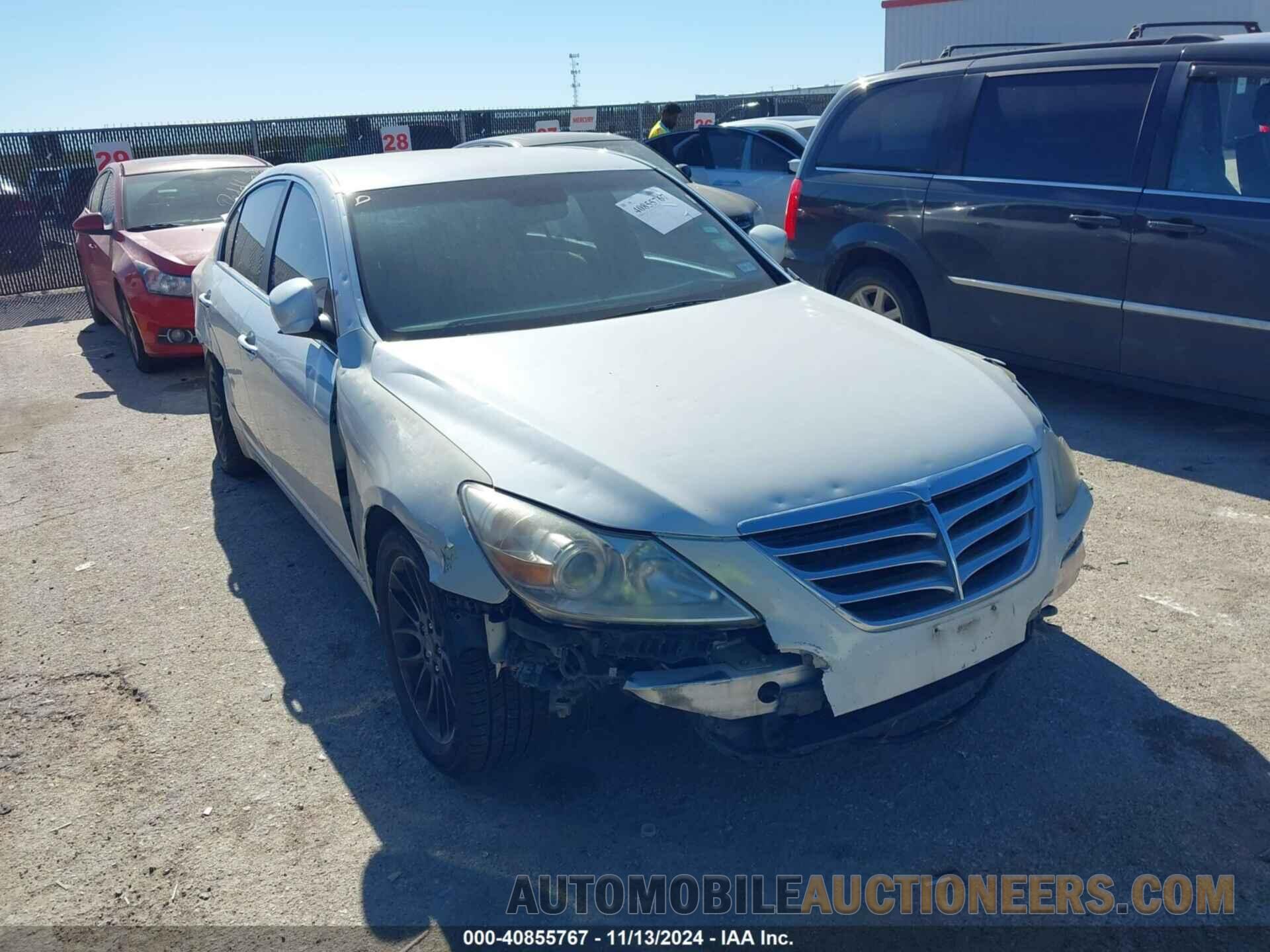 KMHGC4DE8BU133969 HYUNDAI GENESIS 2011