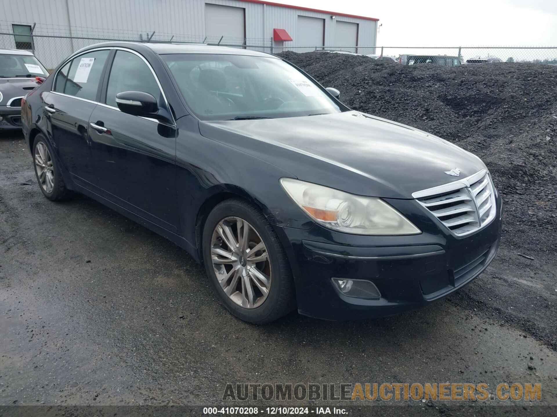 KMHGC4DE8BU135429 HYUNDAI GENESIS 2011