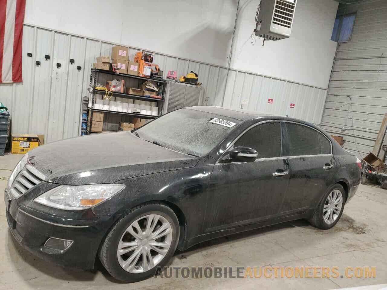 KMHGC4DE8BU142865 HYUNDAI GENESIS 2011