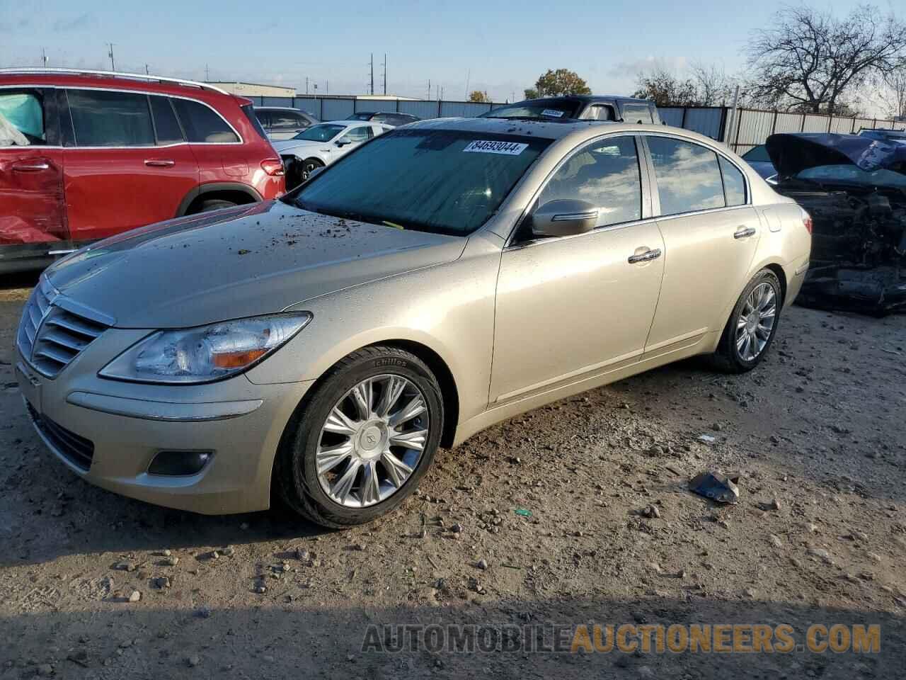 KMHGC4DE9BU115898 HYUNDAI GENESIS 2011