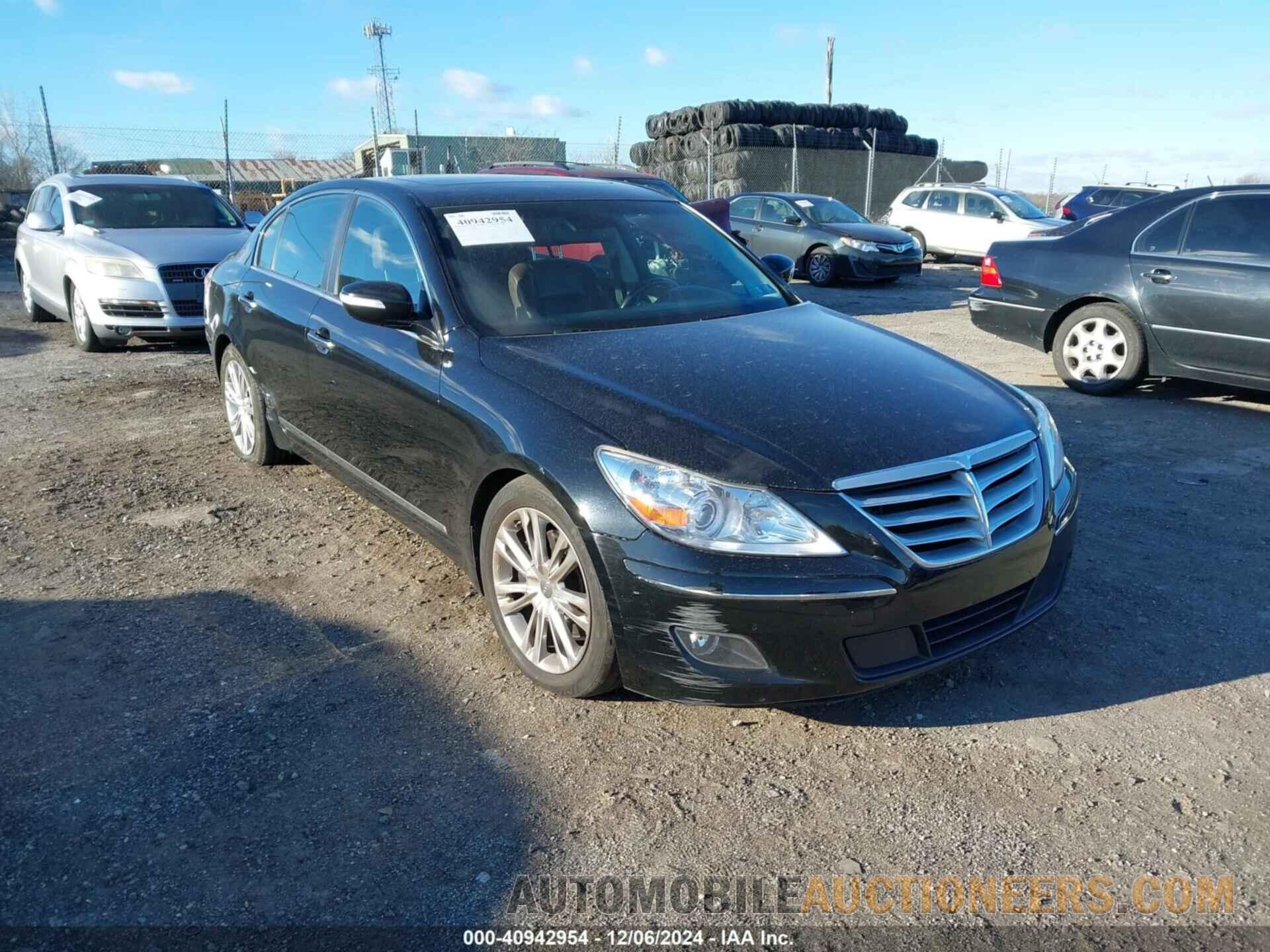 KMHGC4DF8BU113181 HYUNDAI GENESIS 2011