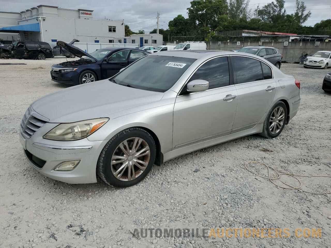 KMHGC4DF8CU203870 HYUNDAI GENESIS 2012