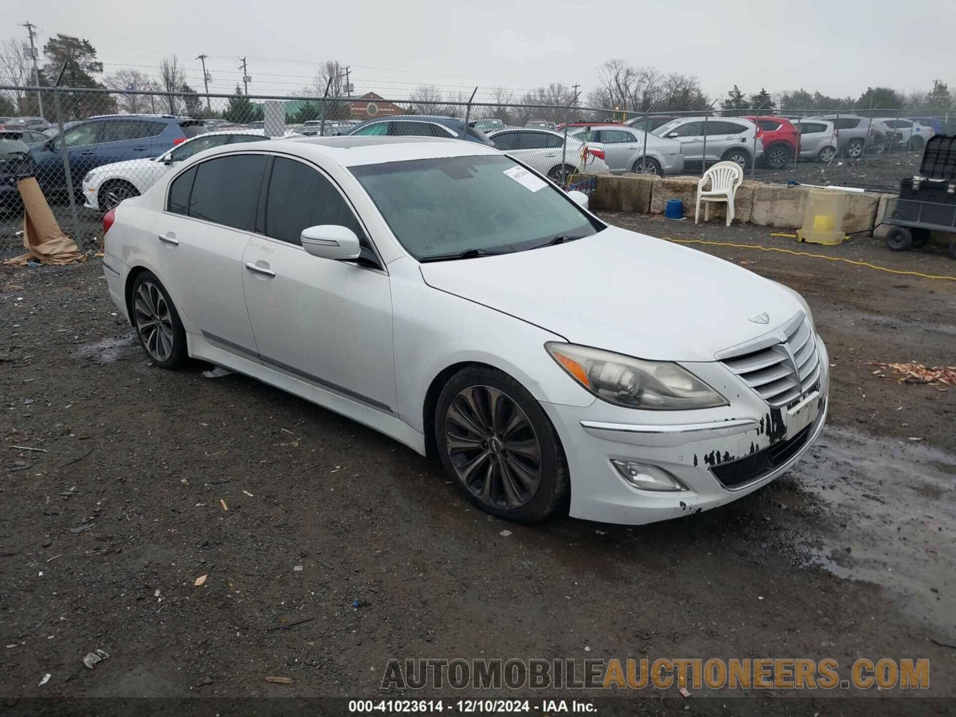 KMHGC4DH4DU245195 HYUNDAI GENESIS 2013