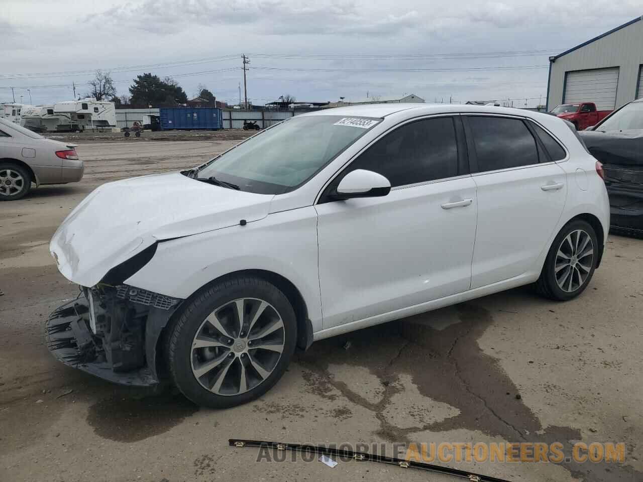 KMHH35LE2JU015443 HYUNDAI ELANTRA 2018