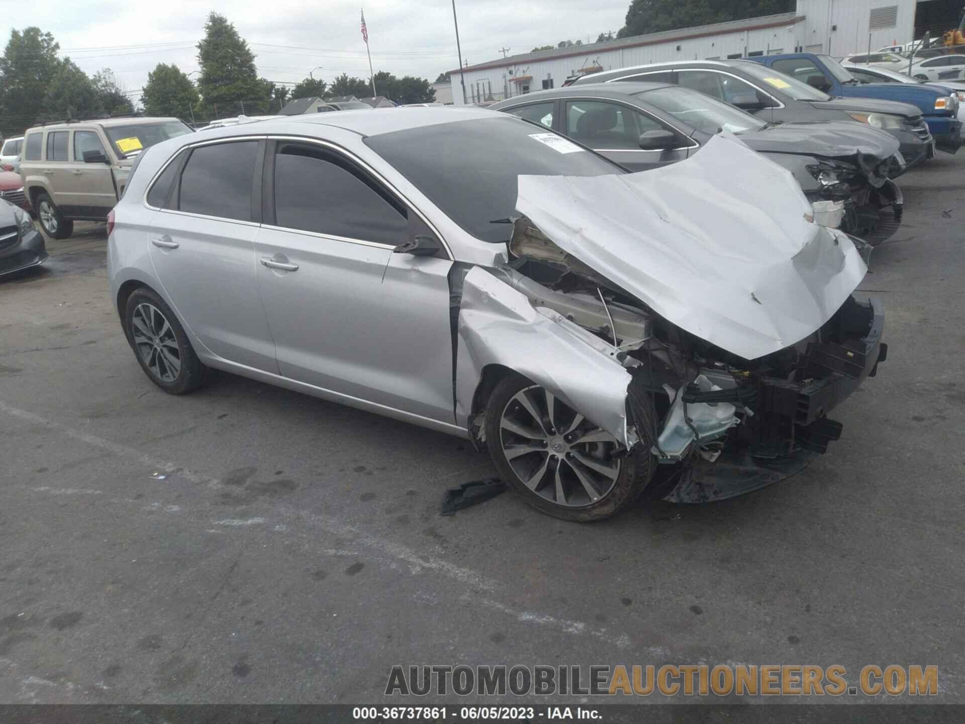 KMHH35LE4JU022992 HYUNDAI ELANTRA GT 2018