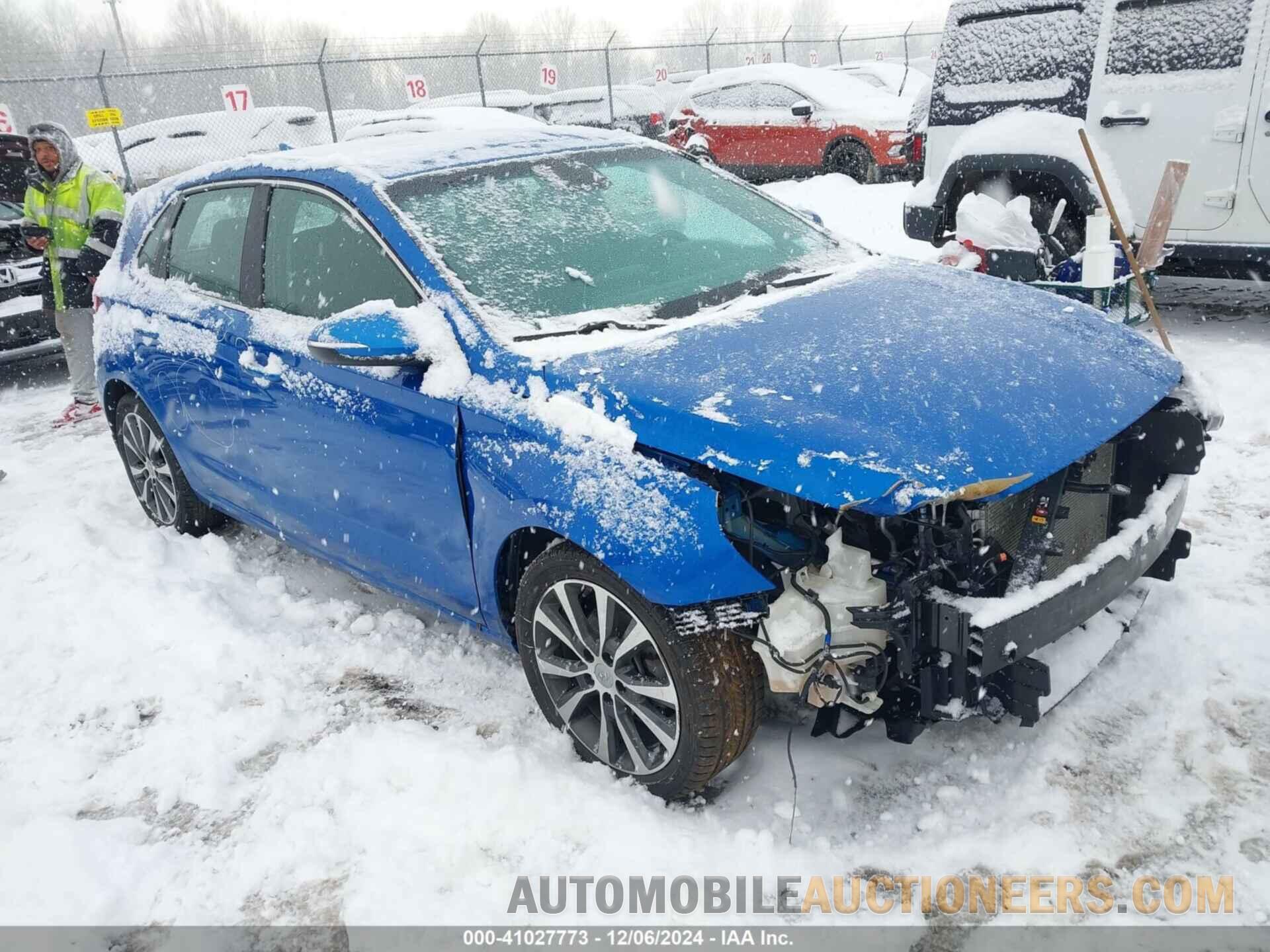 KMHH35LE9JU040713 HYUNDAI ELANTRA GT 2018