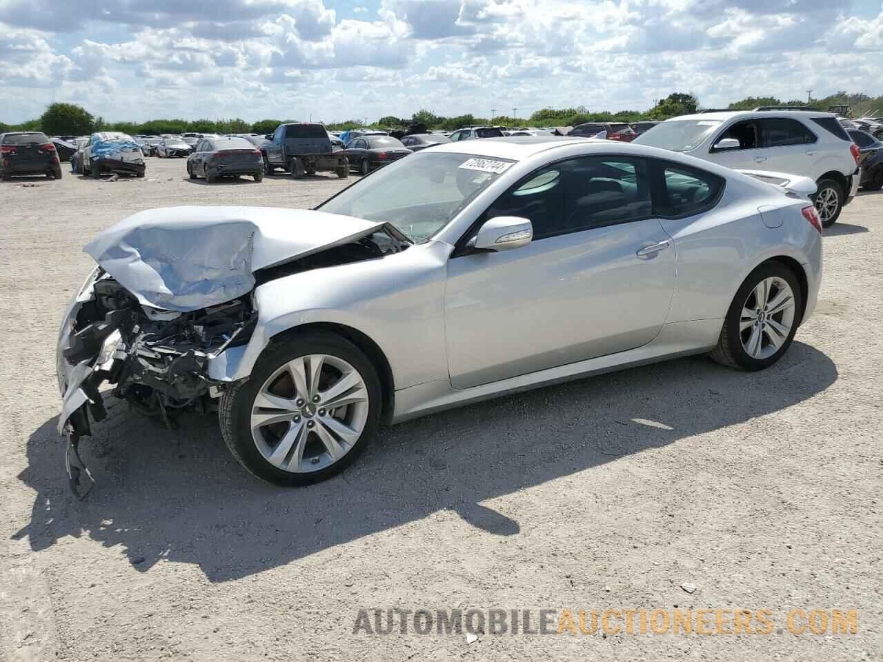 KMHHU6KH6BU048560 HYUNDAI GENESIS 2011