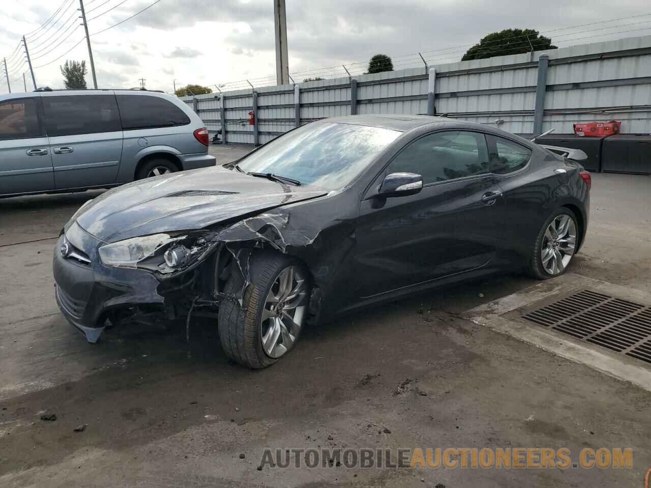 KMHHU6KJ0DU096044 HYUNDAI GENESIS 2013