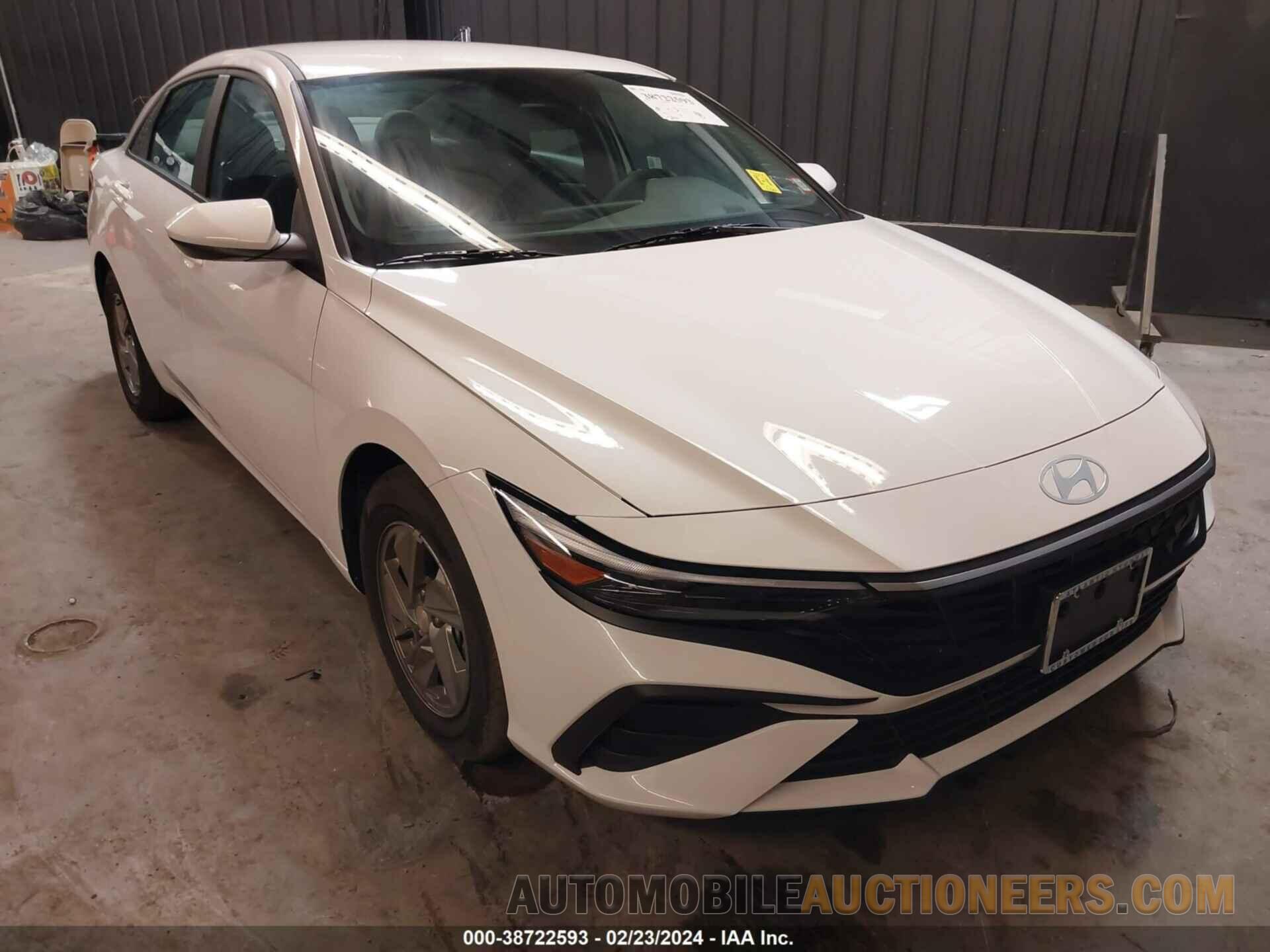 KMHLL4DG2RU660285 HYUNDAI ELANTRA 2024