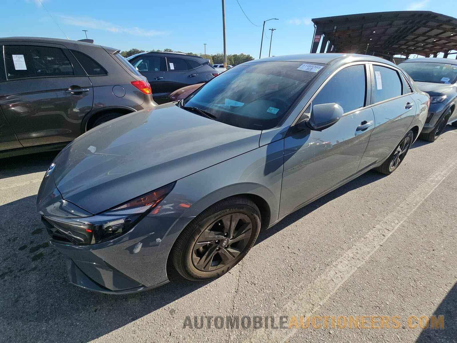 KMHLM4AG7MU204955 Hyundai Elantra 2021