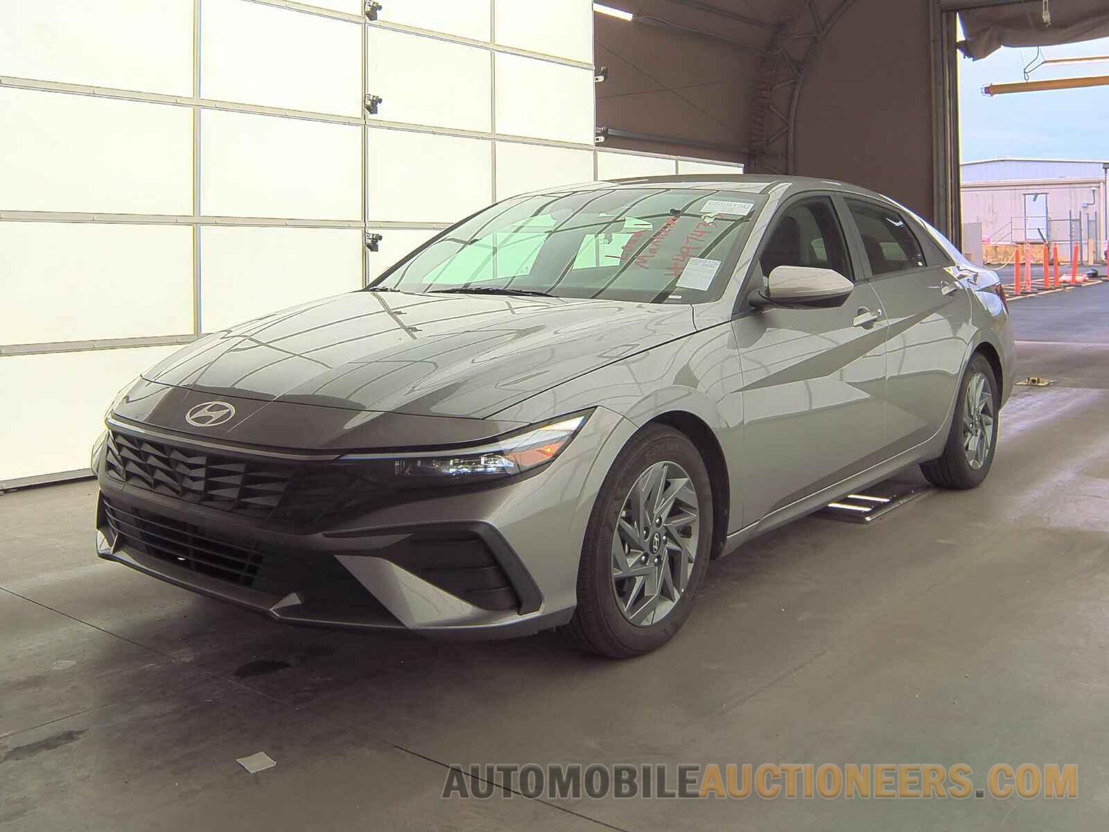 KMHLM4DG1RU655124 Hyundai Elantra 2024