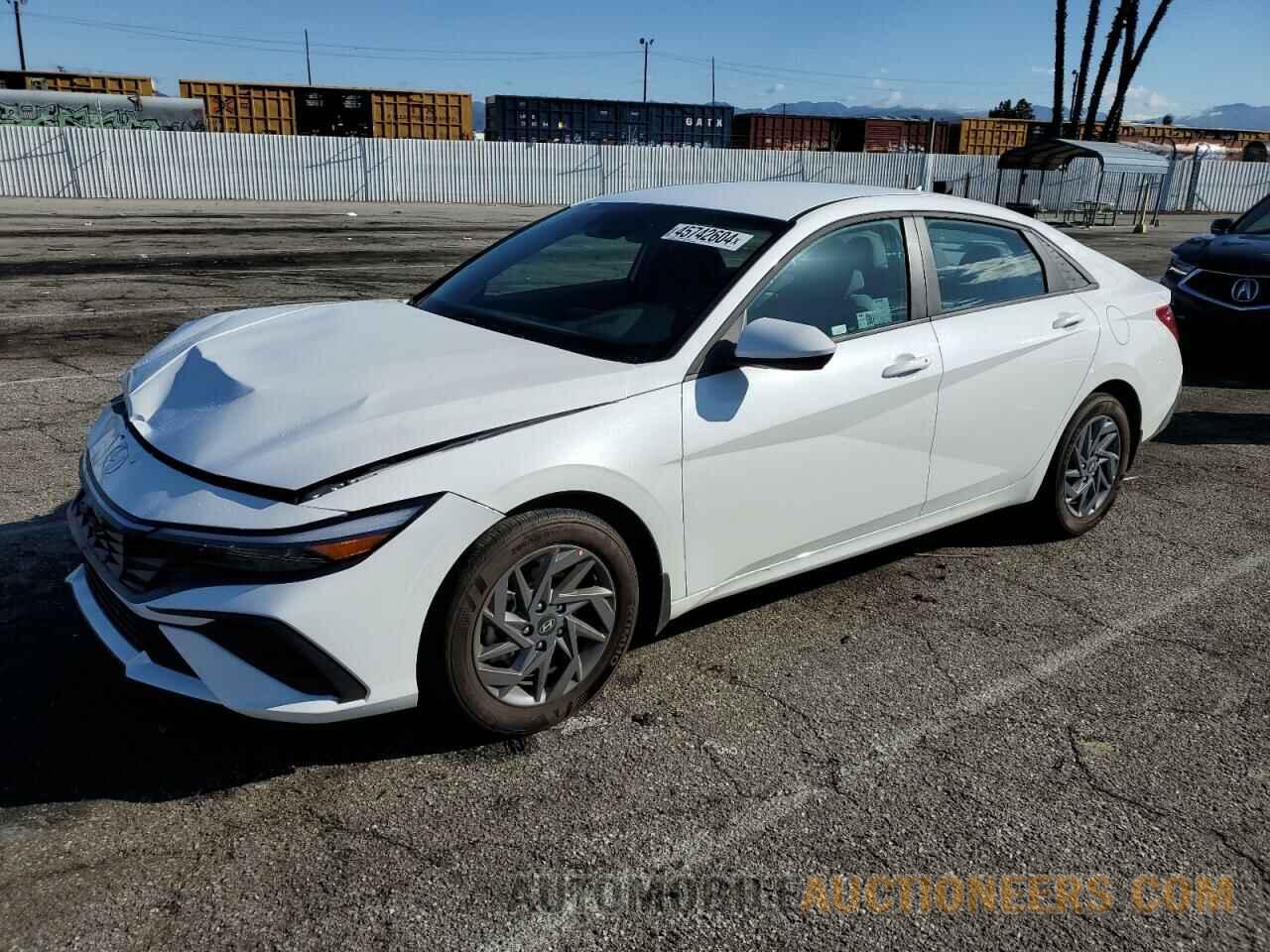 KMHLM4DG1RU708355 HYUNDAI ELANTRA 2024