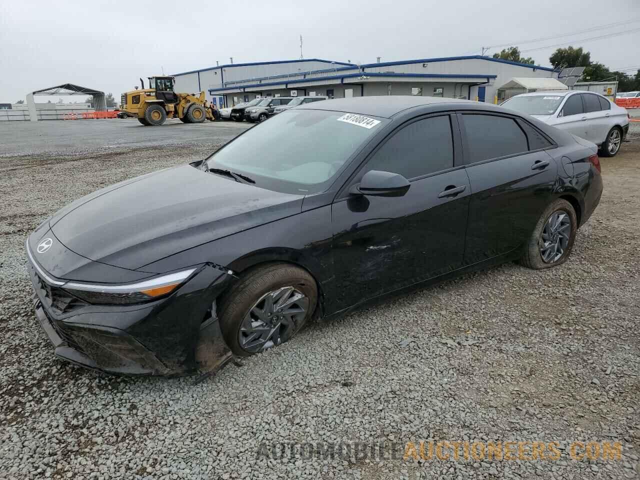 KMHLM4DG9RU635994 HYUNDAI ELANTRA 2024