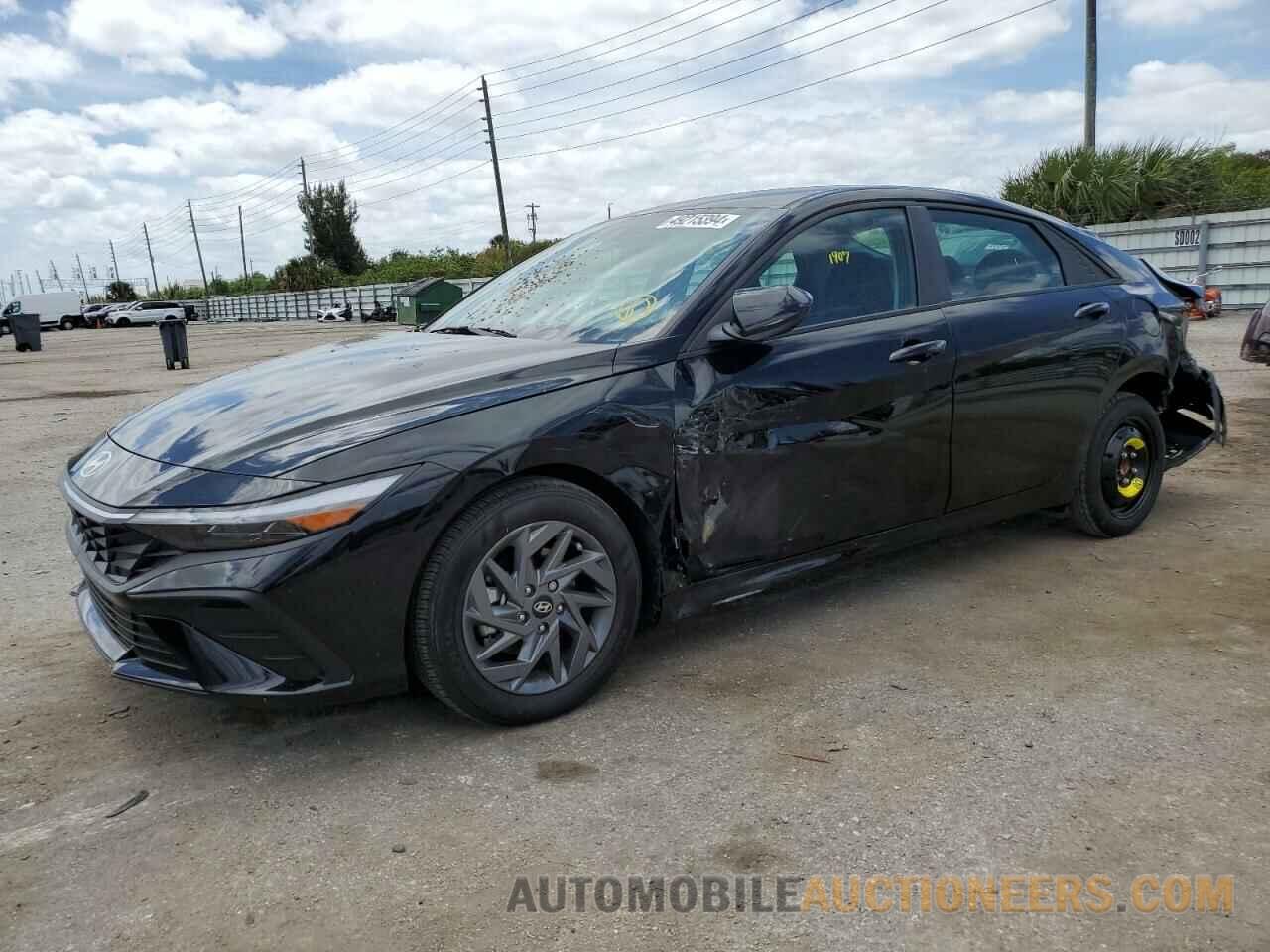 KMHLM4DG9RU692888 HYUNDAI ELANTRA 2024