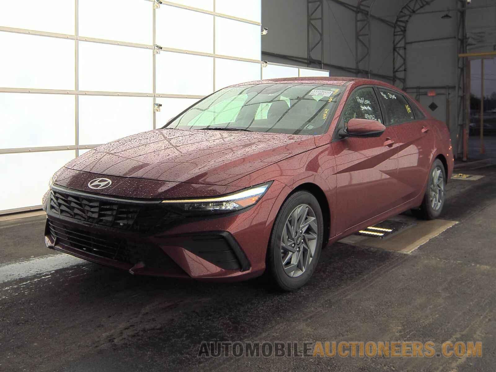 KMHLM4DGXRU642324 Hyundai Elantra 2024