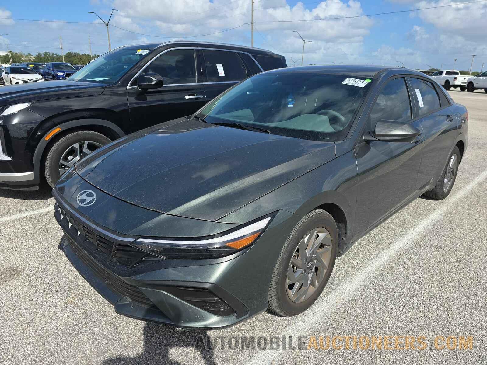 KMHLM4DGXRU707818 Hyundai Elantra 2024