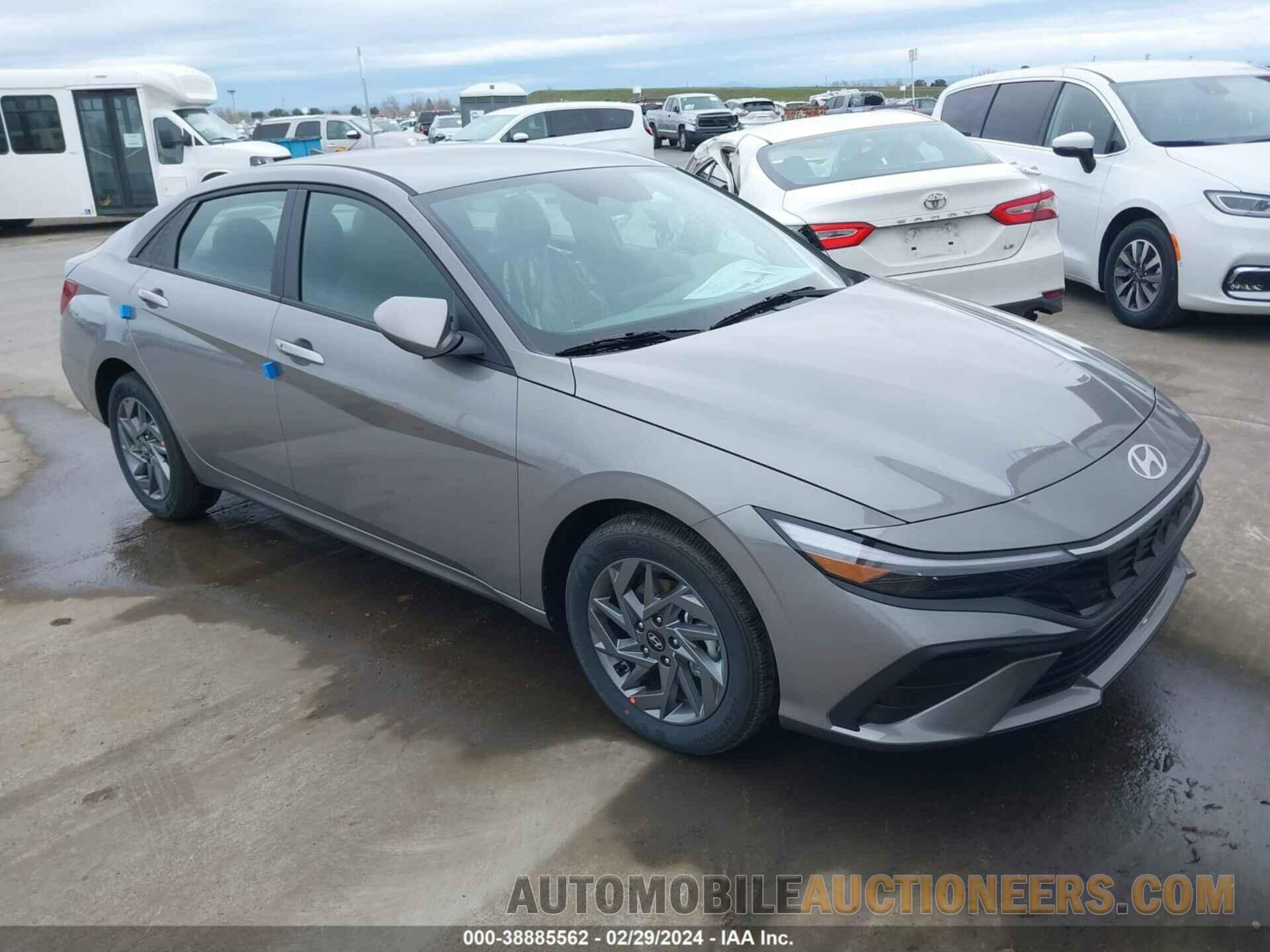 KMHLM4DJ1RU104932 HYUNDAI ELANTRA HYBRID 2024