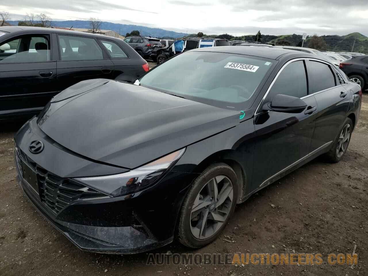 KMHLP4AG3NU330562 HYUNDAI ELANTRA 2022